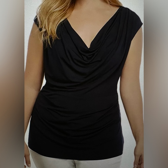 Lane Bryant Plus Size Cowl Neck Top. Black. Size 26/28. Sleeveless. Ruched sides - Picture 6 of 6